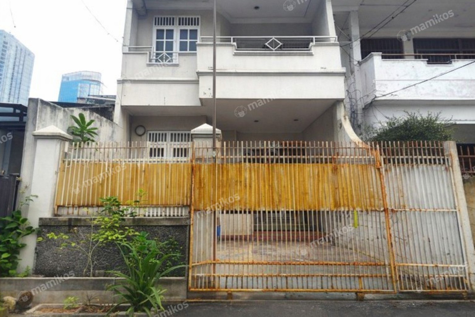Rumah Sertifikat SHM 3 Kamar Tidur 2 Kamar Mandi Tomang Jakarta Barat