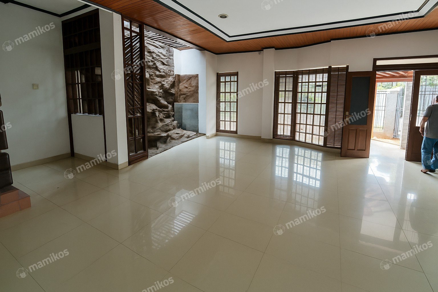 Rumah Sertifikat SHM 4 Kamar Tidur 3 Kamar Mandi Citra Garden Jakarta Barat