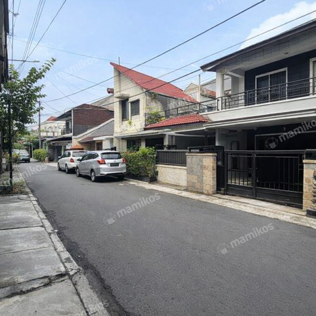 Rumah Sertifikat SHM 5 Kamar Tidur 5 Kamar Mandi Tebet Jakarta Selatan - Photo 3