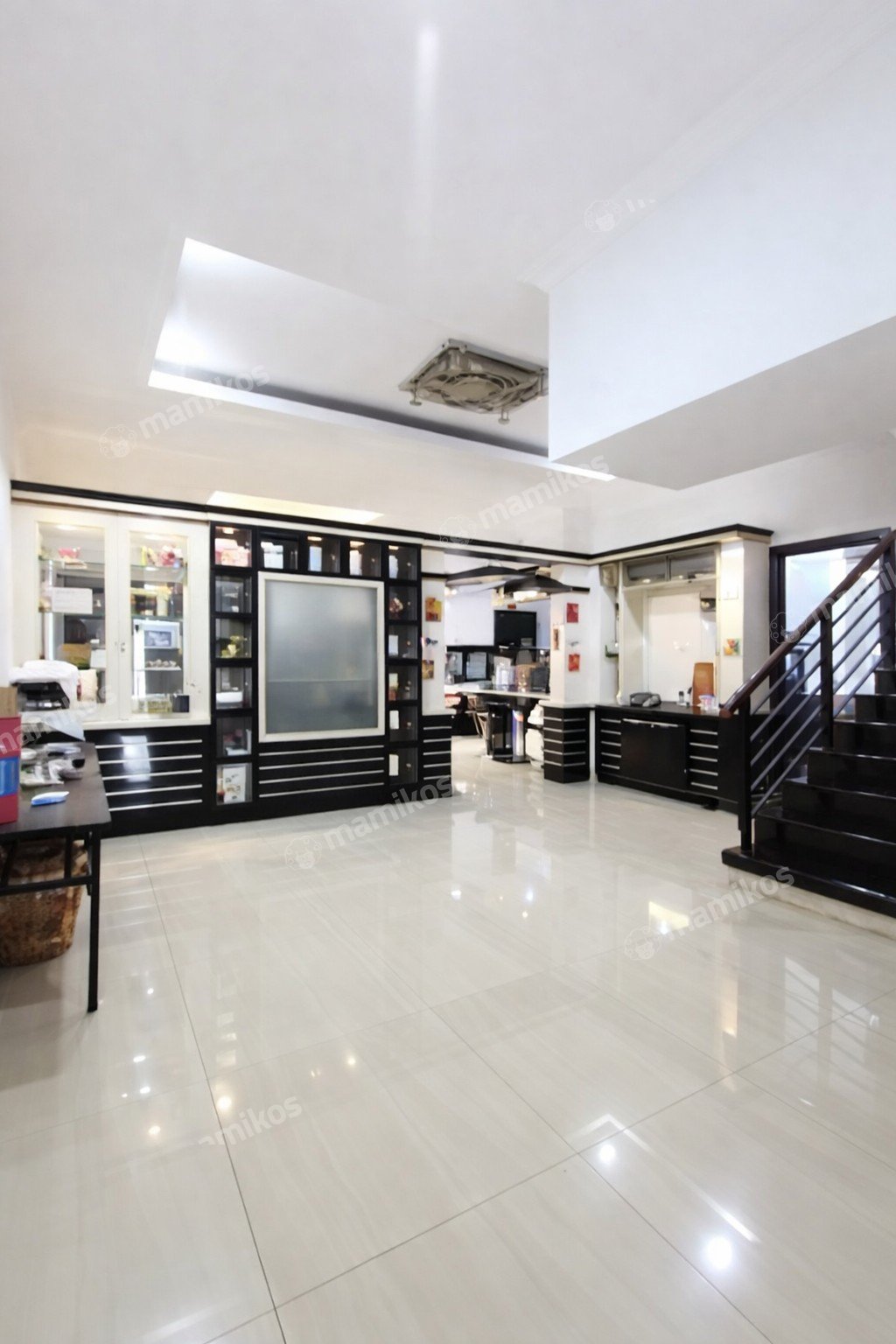 Rumah Sertifikat SHM 5 Kamar Tidur 5 Kamar Mandi Pantai Indah Kapuk Jakarta Utara - Photo 4