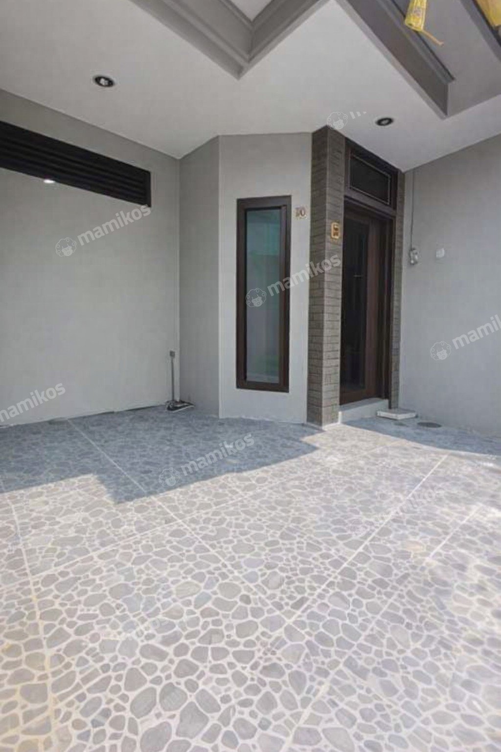 Rumah Sertifikat SHM 4 Kamar Tidur 2 Kamar Mandi Tanjung Duren Jakarta Barat - Photo 3