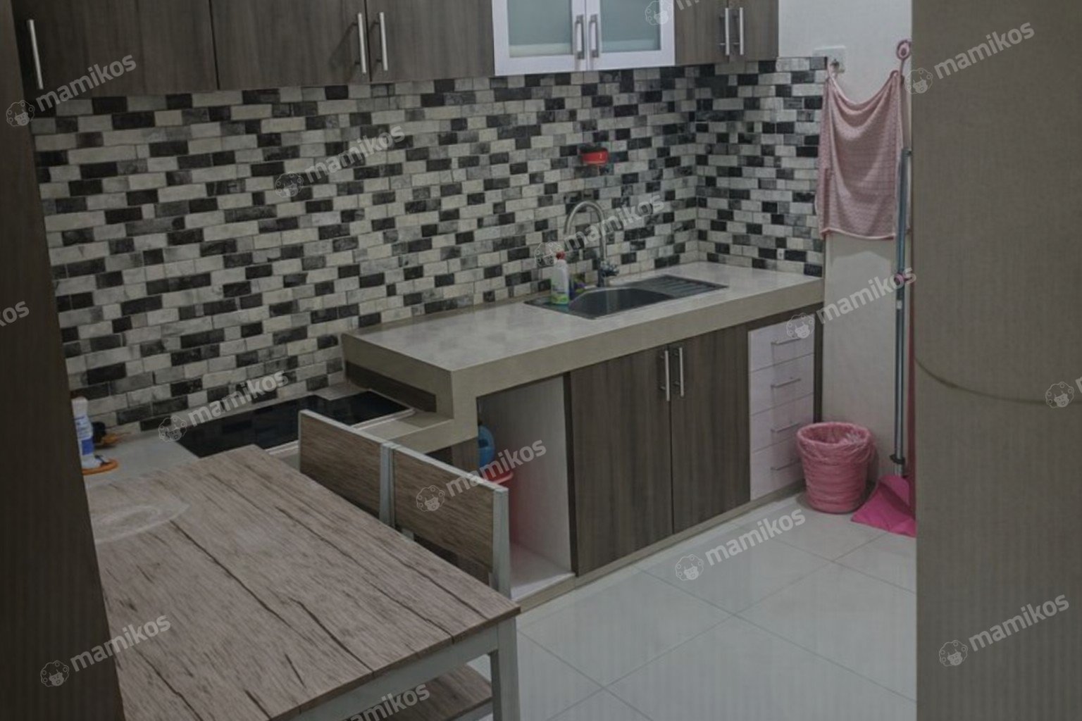 Rumah Sertifikat SHM 3 Kamar Tidur 2 Kamar Mandi Mangga Besar Jakarta Barat