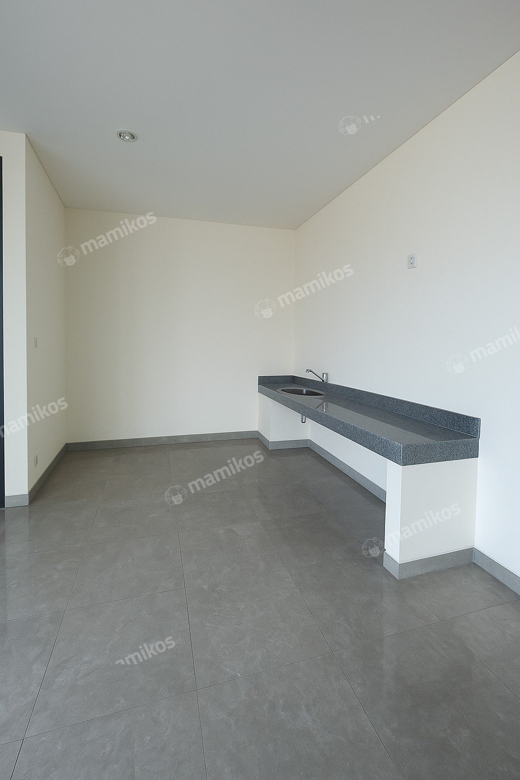 Rumah 4 Kamar Tidur 4 Kamar Mandi 3 Lantai Cakung Jakarta Timur - Photo 2