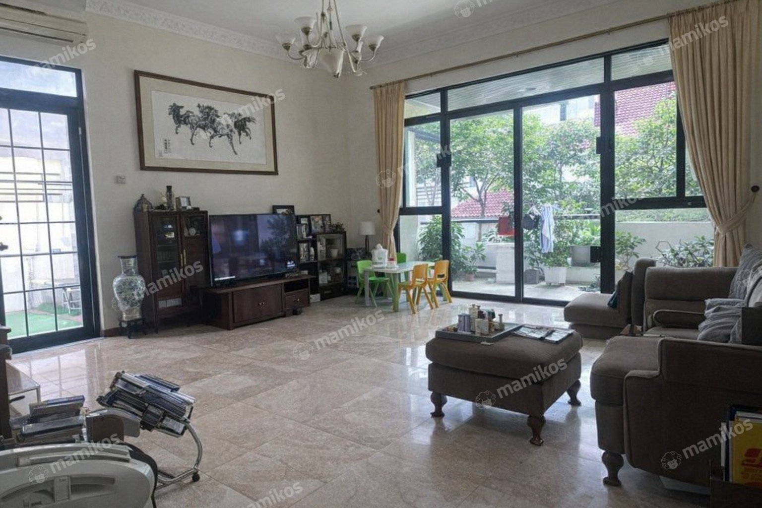 Rumah Sertifikat SHM 1 Lantai Mega Kuningan Jakarta Selatan