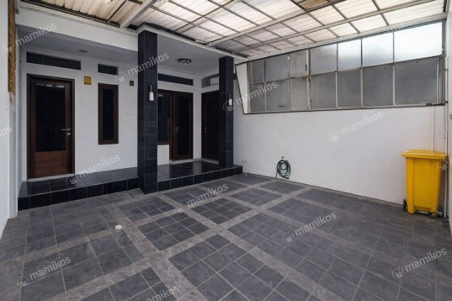 Rumah Sertifikat SHM 3 Kamar Tidur 2 Kamar Mandi Radio Dalam Jakarta Selatan - Photo 2
