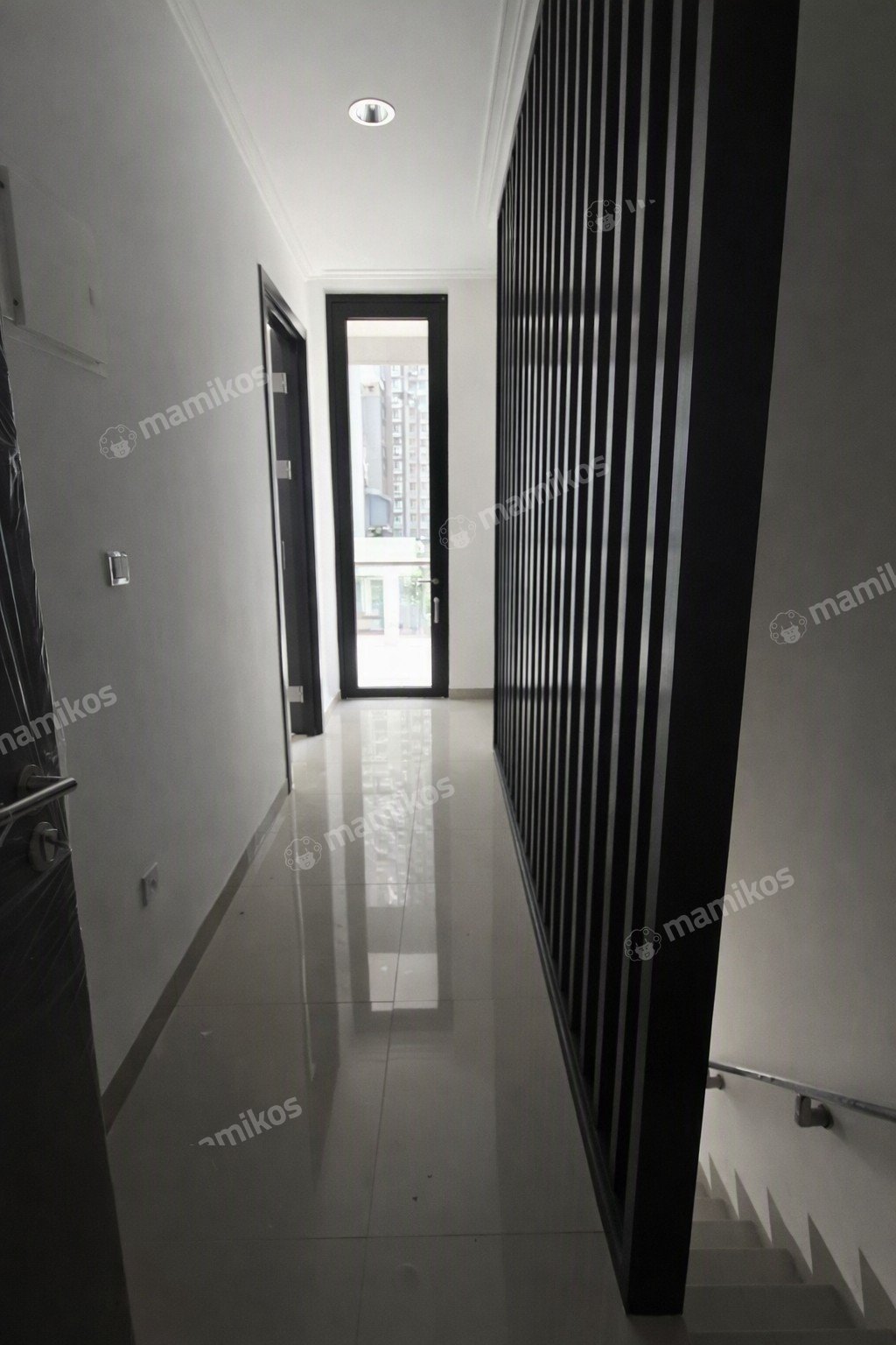 Rumah Sertifikat SHM 3 Kamar Tidur 3 Kamar Mandi Pantai Indah Kapuk 2 Jakarta Utara - Photo 5