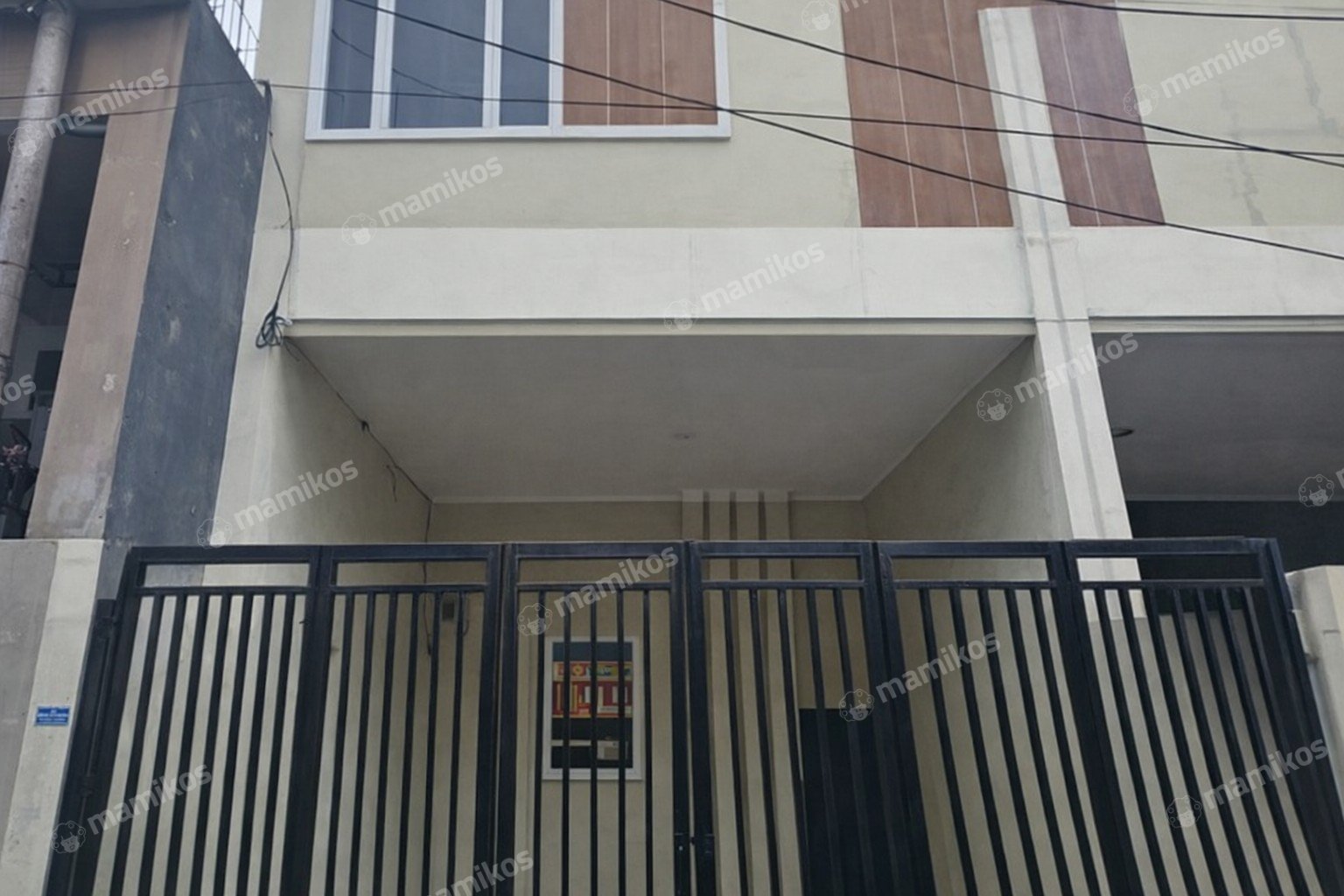 Rumah 4KT 5KM Tanjung Duren Jakarta Barat