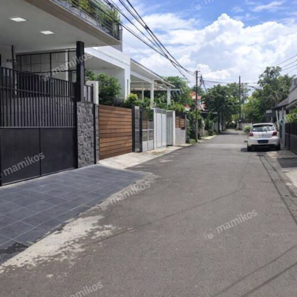 Rumah Sertifikat SHM 6 Kamar Tidur 4 Kamar Mandi Pondok Kelapa Jakarta Timur - Photo 2