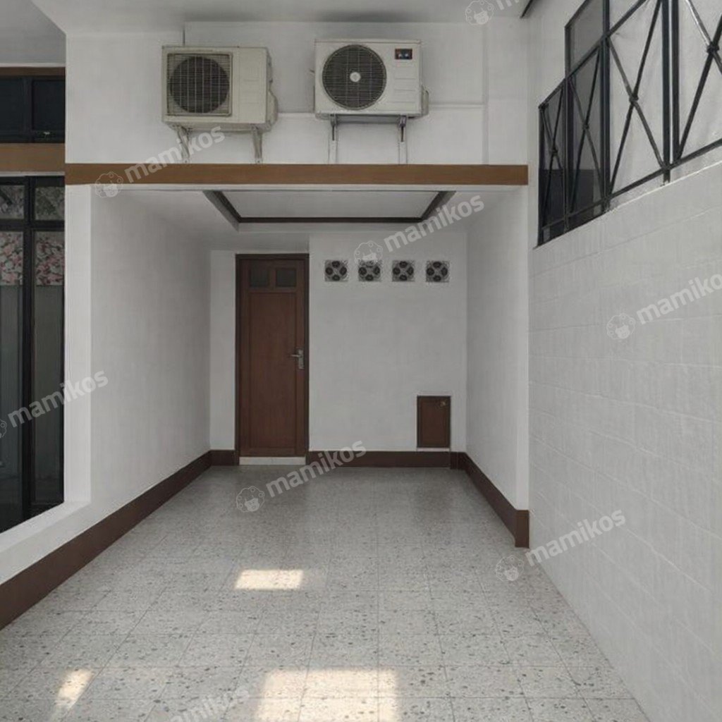 Rumah Sertifikat SHM 6 Kamar Tidur 4 Kamar Mandi Pondok Kelapa Jakarta Timur - Photo 3