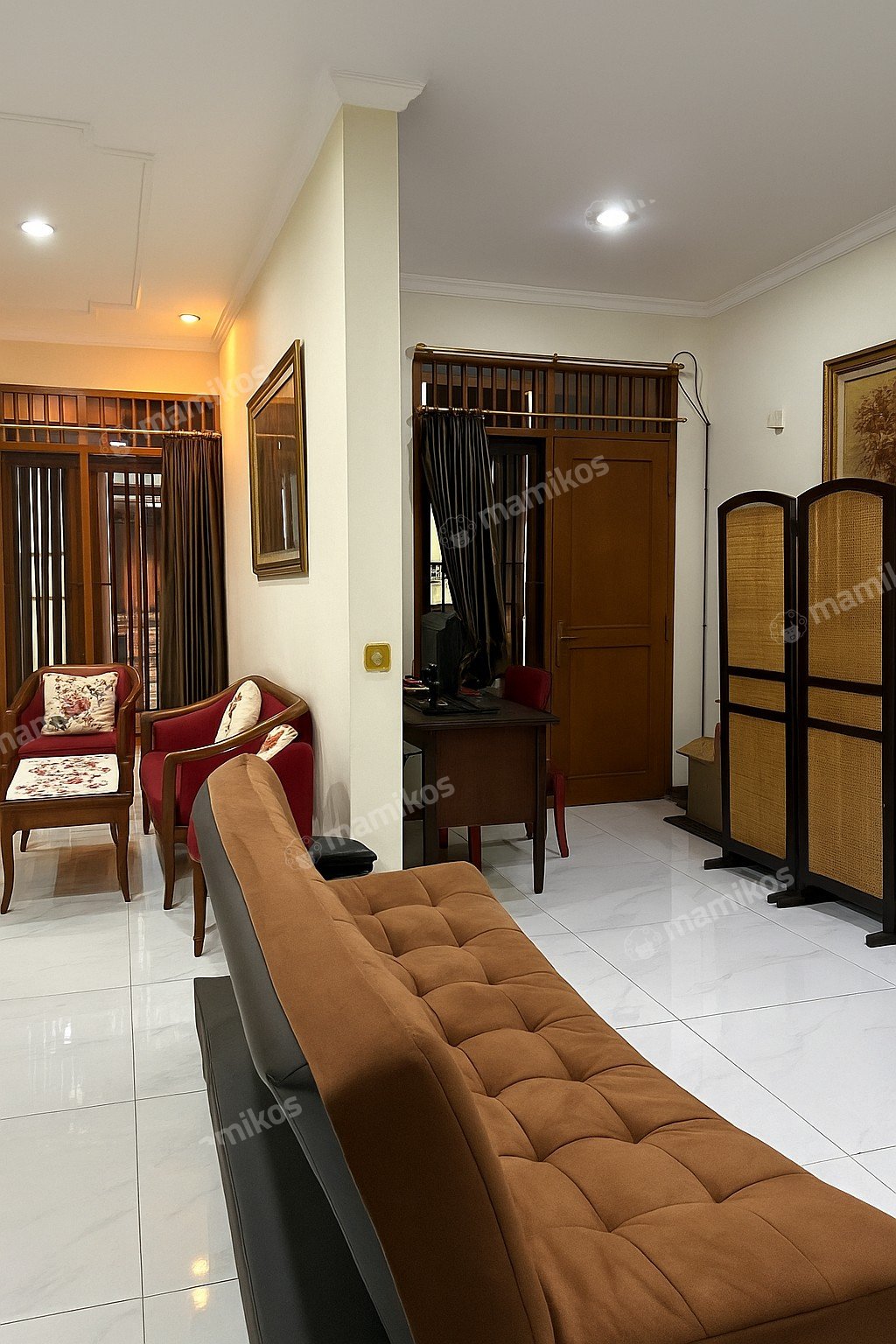 Rumah Sertifikat SHM 6 Kamar Tidur 5 Kamar Mandi Duren Sawit Jakarta Timur - Photo 4