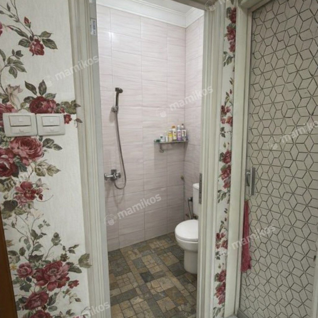 Rumah Sertifikat SHM 6 Kamar Tidur 5 Kamar Mandi Duren Sawit Jakarta Timur - Photo 5