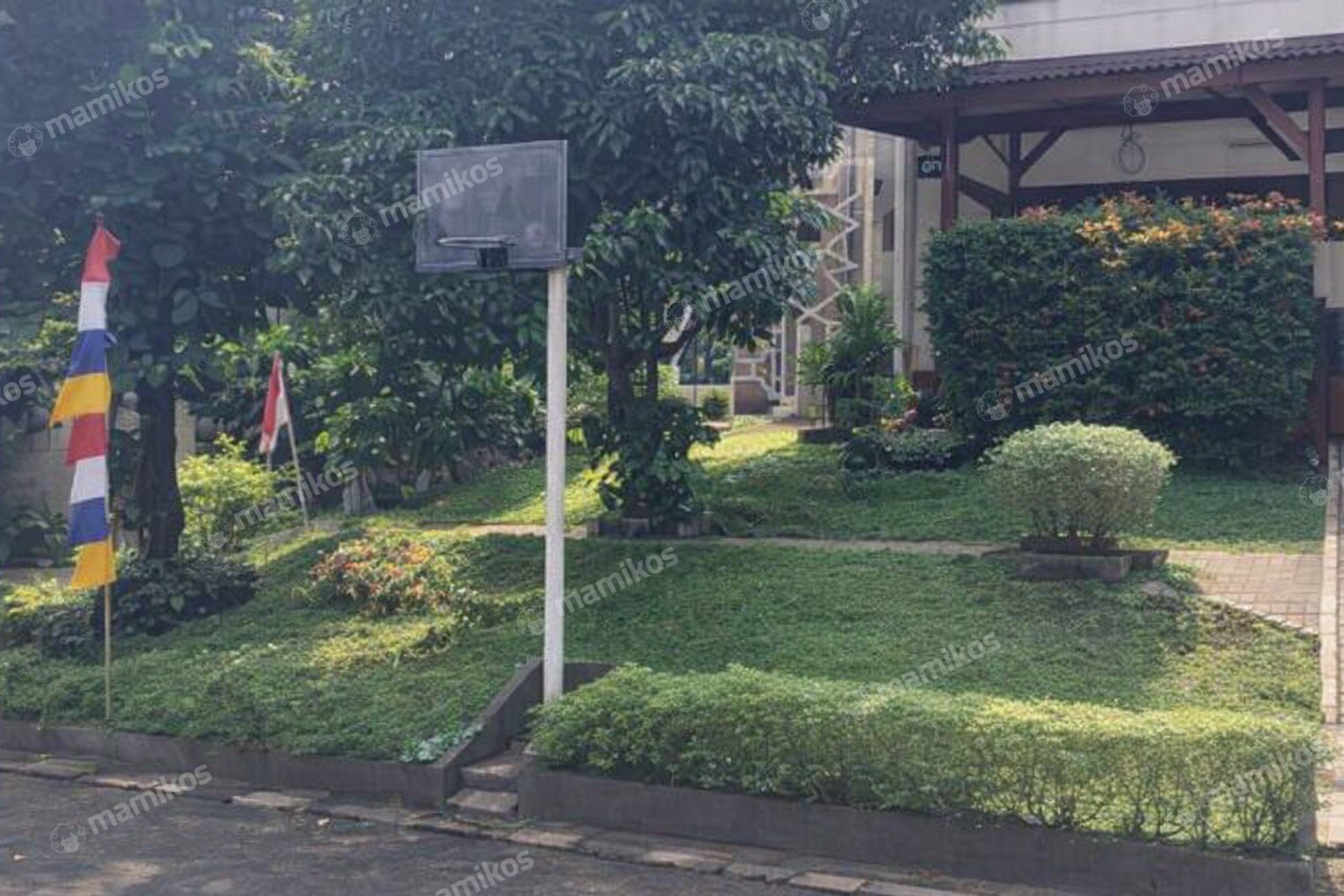 Rumah Sertifikat SHM 2 Lantai Citra Grand Jakarta Timur