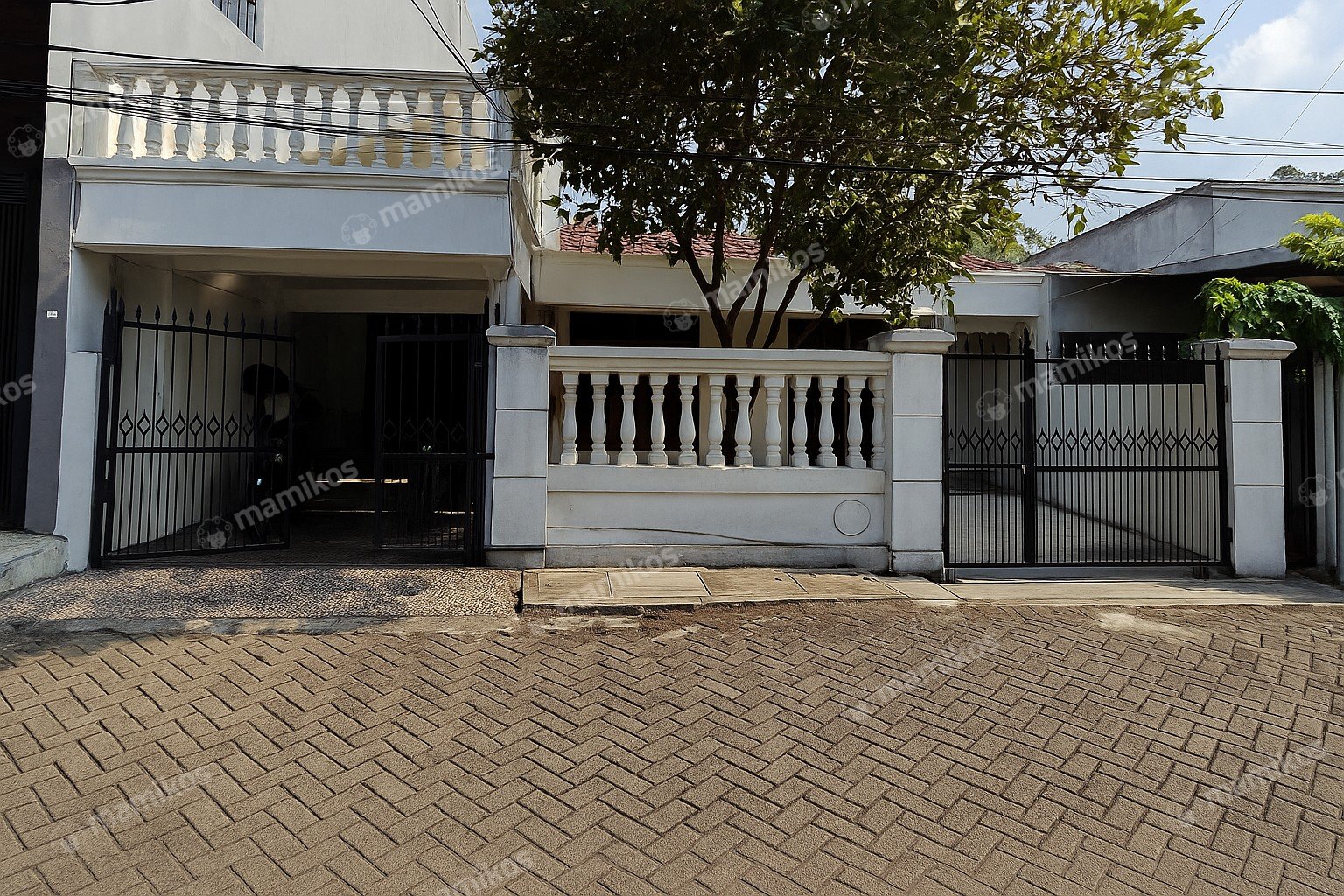 Rumah Sertifikat SHM 4 Kamar Tidur 2 Kamar Mandi Sunter Jakarta Utara
