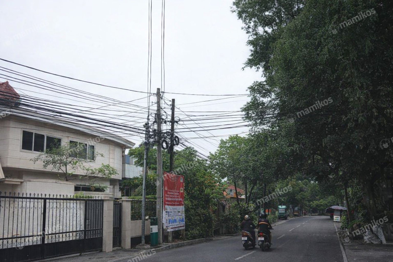 Rumah Sertifikat SHM 5 Kamar Tidur 4 Kamar Mandi Pulo Gadung Jakarta Timur - Photo 5