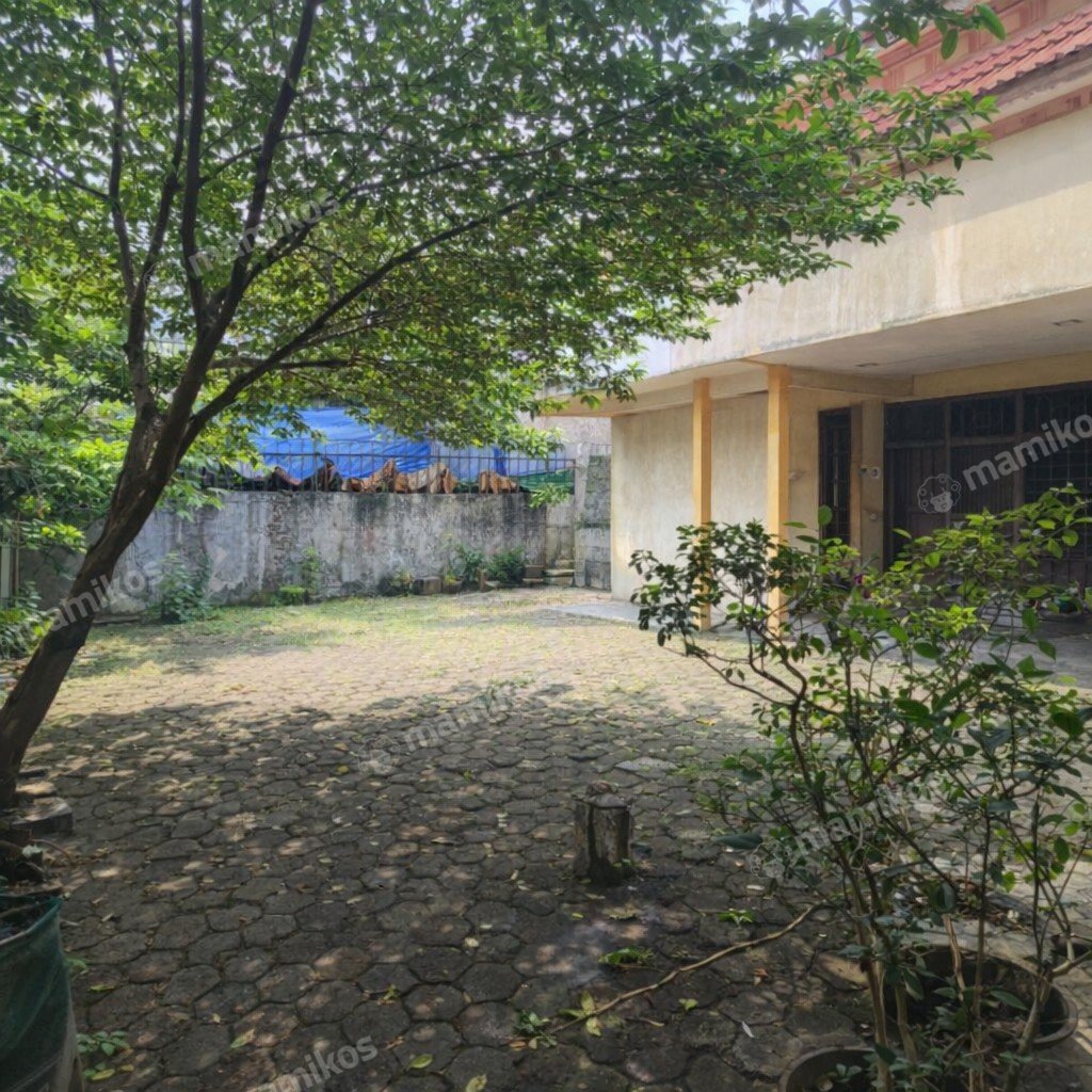 Rumah Sertifikat SHM 5 Kamar Tidur 5 Kamar Mandi Duren Sawit Jakarta Timur - Photo 2
