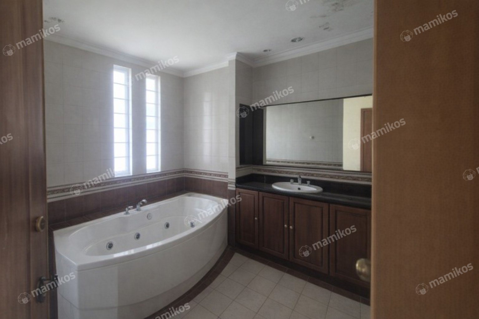 Rumah Sertifikat SHM 4 Kamar Tidur 4 Kamar Mandi Bintaro Jakarta Selatan - Photo 2