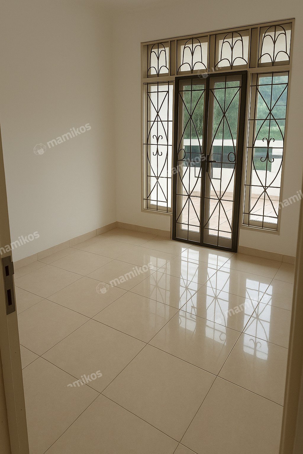 Rumah Sertifikat SHM 3 Kamar Tidur 3 Kamar Mandi Kota Wisata Jakarta Timur - Photo 4