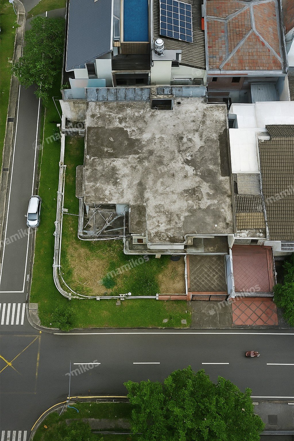 Rumah Sertifikat SHM 3 Kamar Tidur 2 Kamar Mandi Pondok Indah Jakarta Selatan - Photo 2