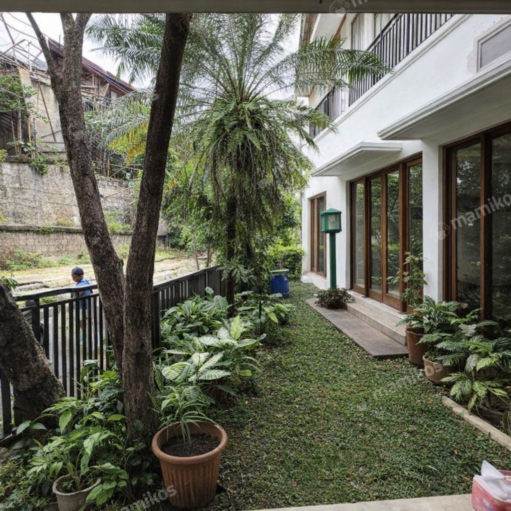 Rumah Sertifikat SHM 4 Kamar Tidur 3 Kamar Mandi Cirendeu Jakarta Selatan - Photo 3