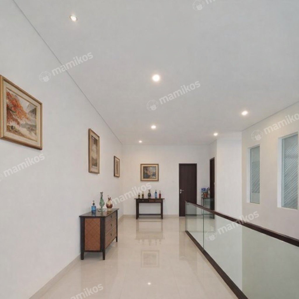 Rumah Sertifikat SHM 4 Kamar Tidur 4 Kamar Mandi Pondok Indah Jakarta Selatan - Photo 4