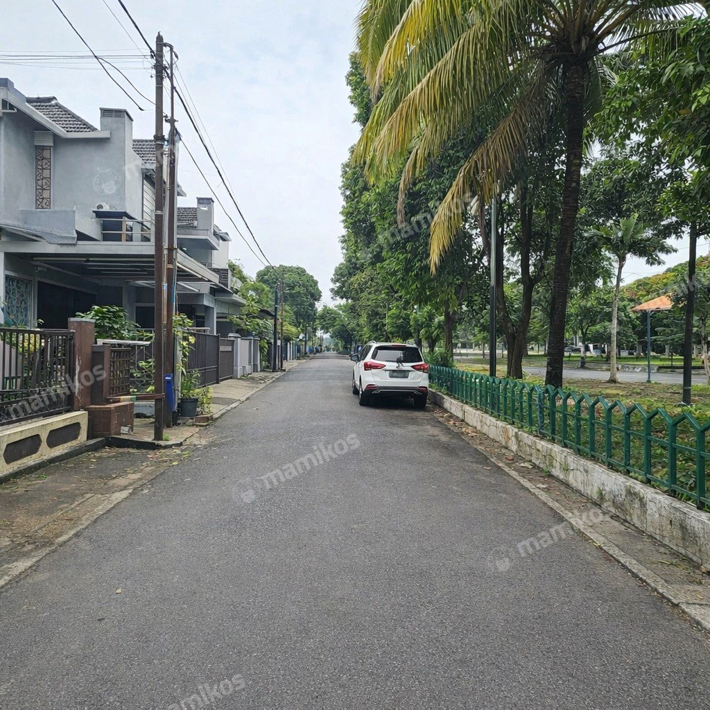 Rumah Sertifikat SHM 7 Kamar Tidur 5 Kamar Mandi Pondok Kelapa Jakarta Timur - Photo 2