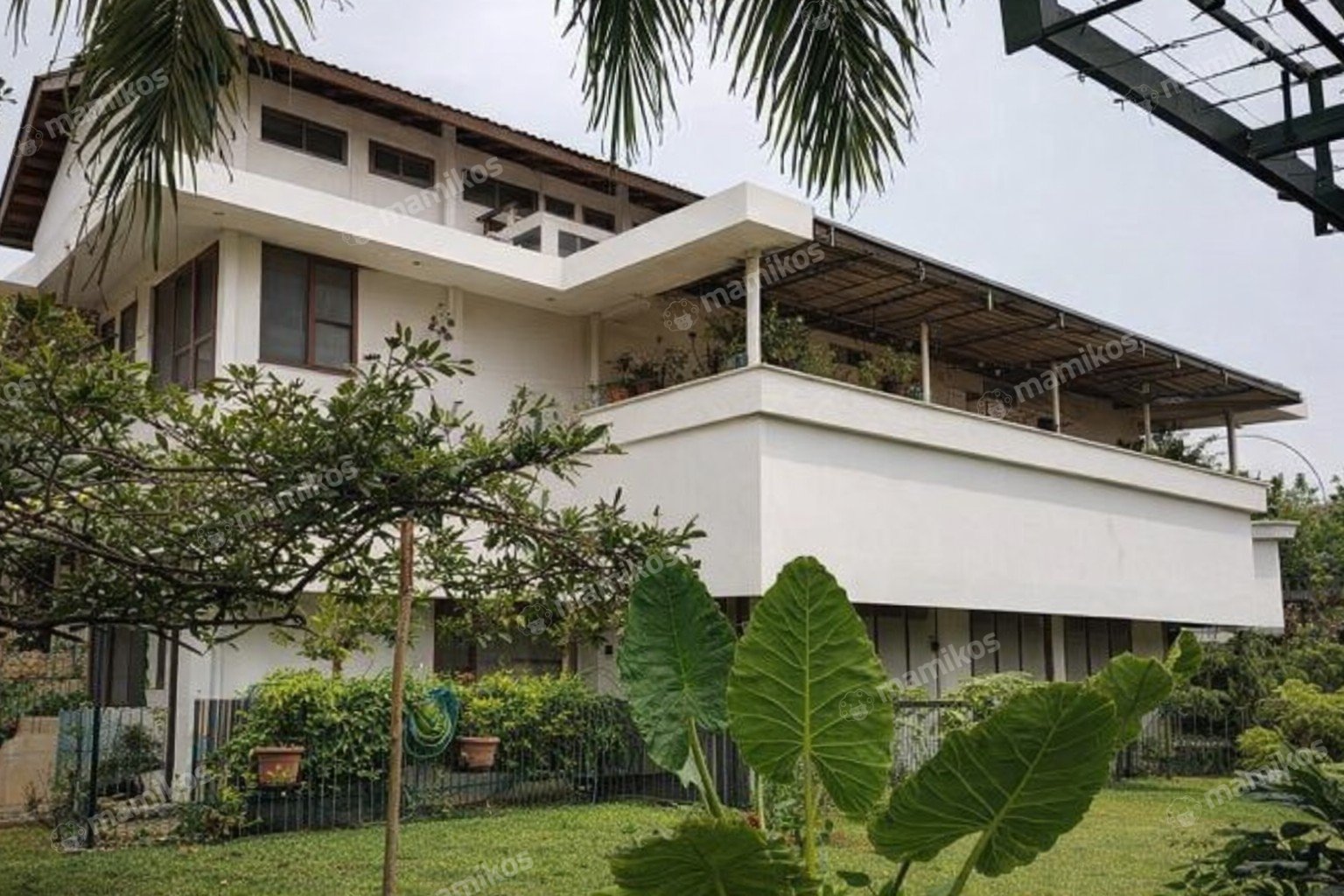 Rumah Sertifikat SHM 5 Kamar Tidur 5 Kamar Mandi Srengseng Jakarta Barat