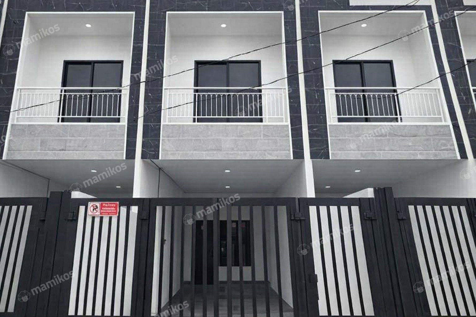 Rumah 5KT 4KM Tanjung Duren Jakarta Barat