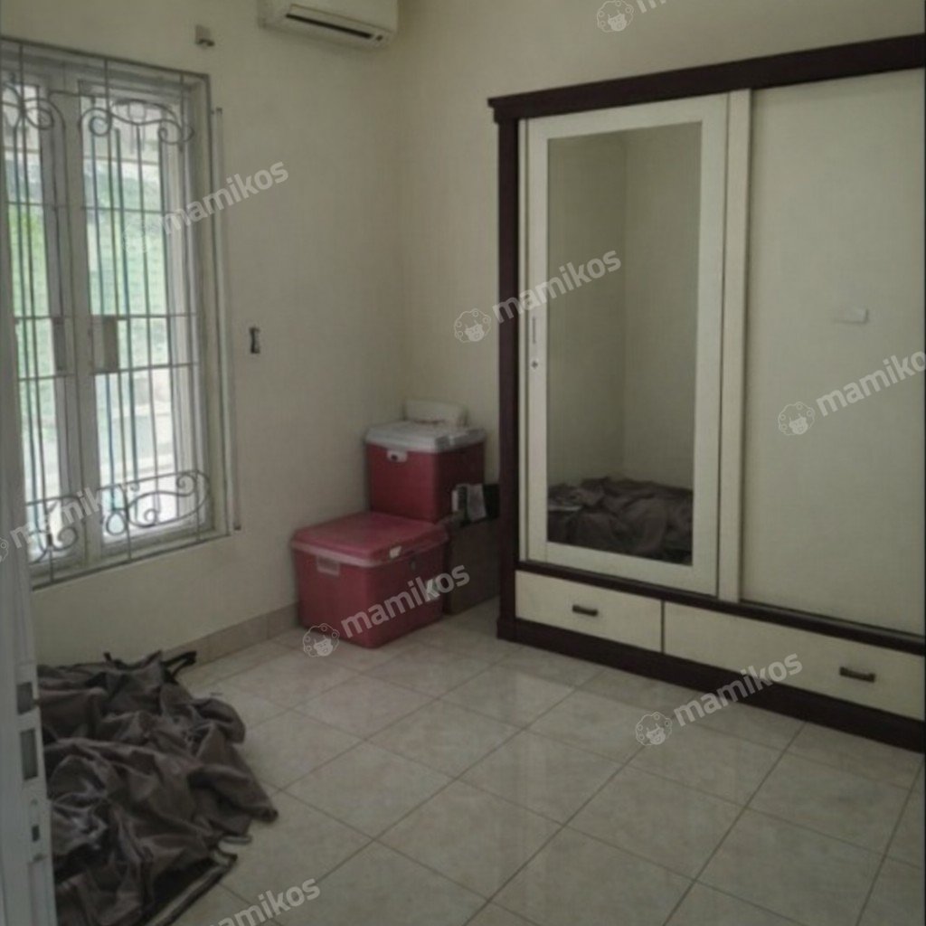 Rumah Sertifikat SHM 2 Kamar Tidur 2 Kamar Mandi Citra Grand Jakarta Timur - Photo 2