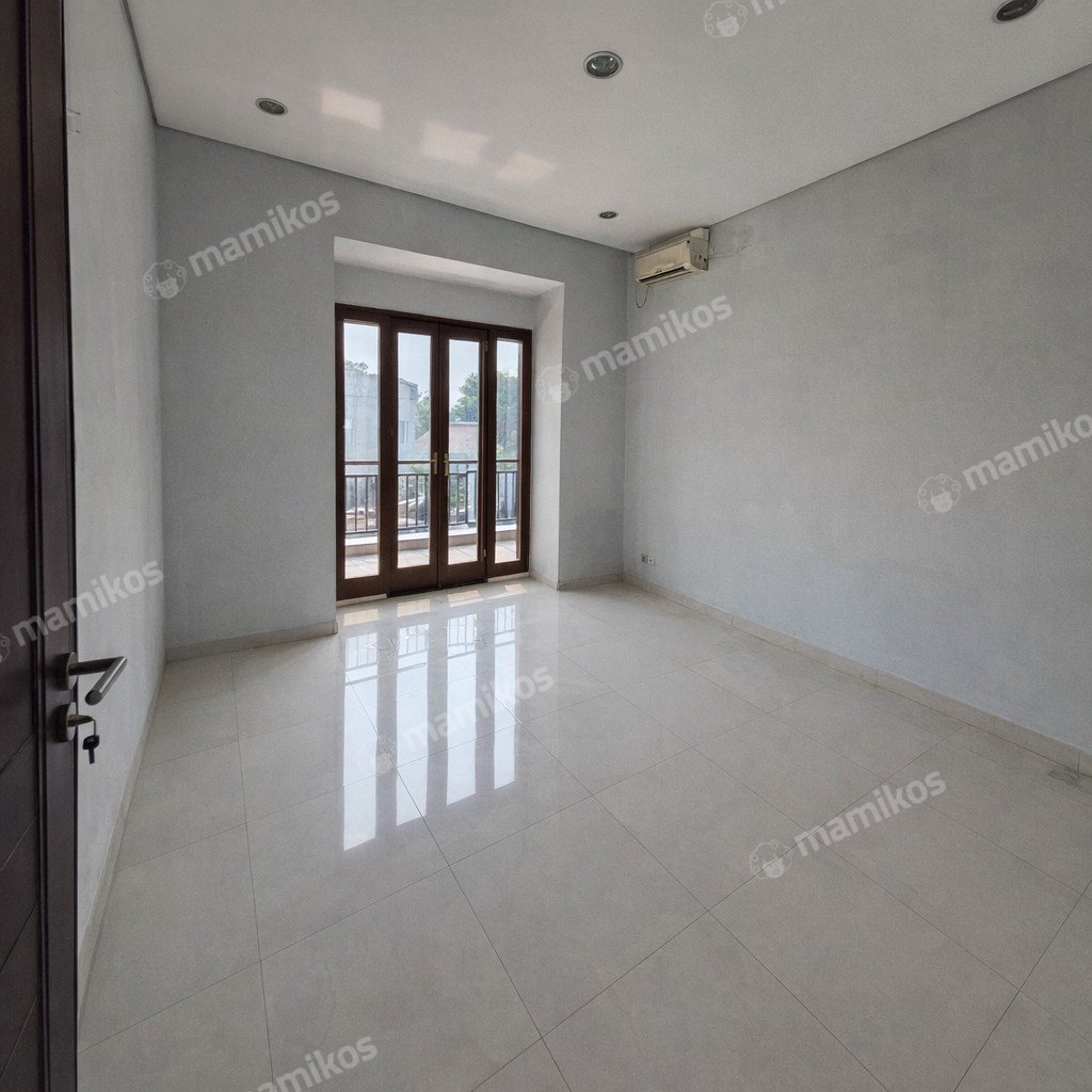 Rumah Sertifikat SHM 4 Kamar Tidur 3 Kamar Mandi Lebak Bulus Jakarta Selatan - Photo 4