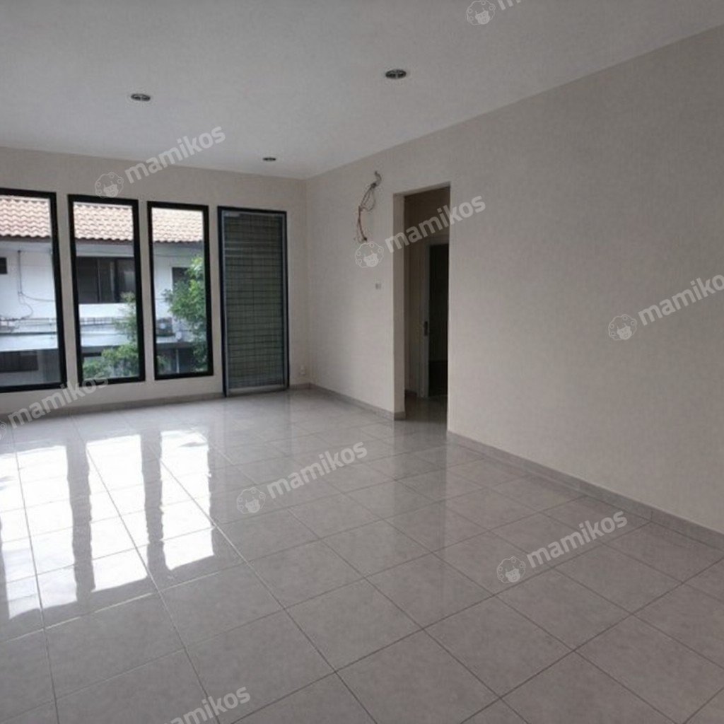 Rumah Sertifikat SHM 3 Kamar Tidur 3 Kamar Mandi Sunrise Garden Jakarta Barat - Photo 3