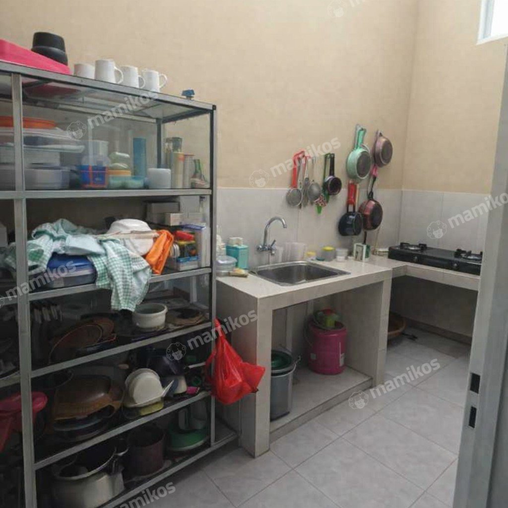 Rumah Sertifikat SHM 4 Kamar Tidur 4 Kamar Mandi Tambora Jakarta Barat - Photo 4