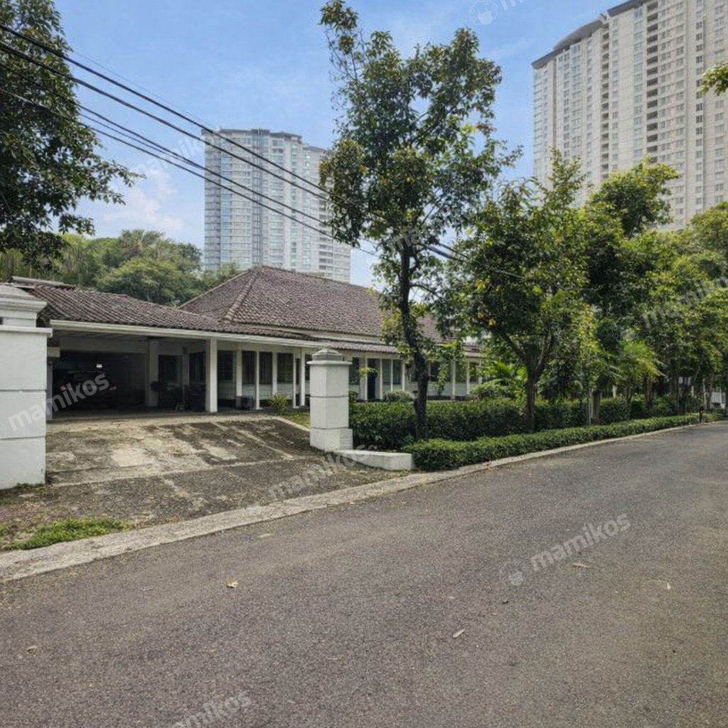 Rumah Sertifikat SHM 4 Kamar Tidur 4 Kamar Mandi Kebayoran Baru Jakarta Selatan - Photo 2