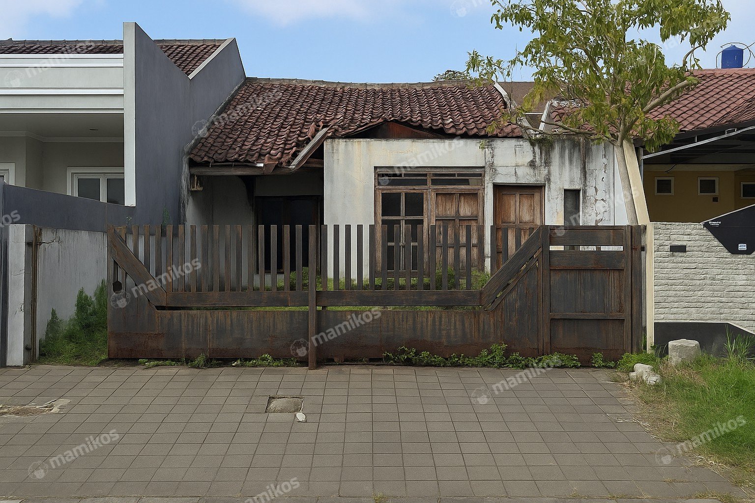 Rumah Sertifikat SHM 3 Kamar Tidur 2 Kamar Mandi Permata Buana Jakarta Barat
