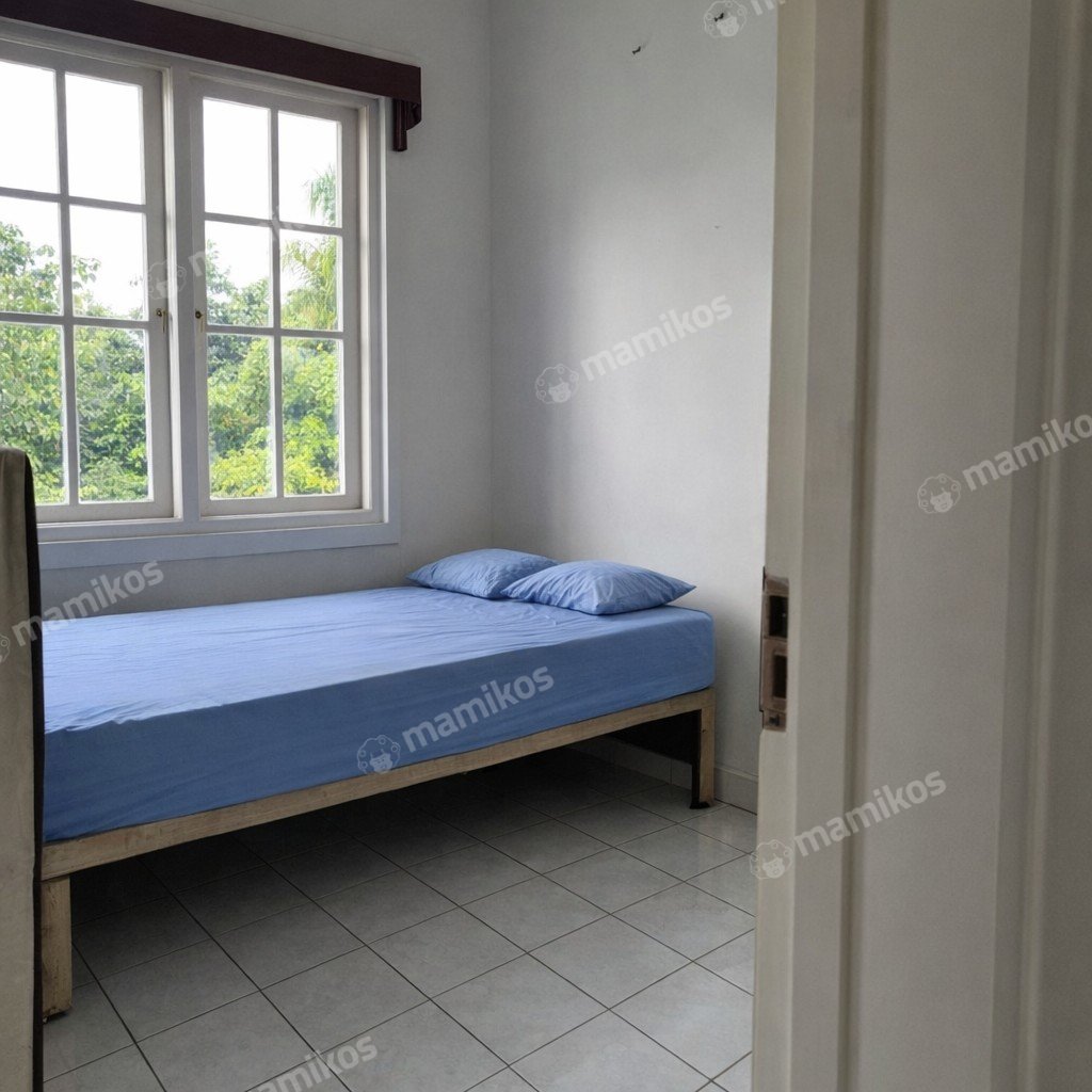Rumah Sertifikat SHM 3 Kamar Tidur 3 Kamar Mandi Legenda Wisata Jakarta Timur - Photo 2