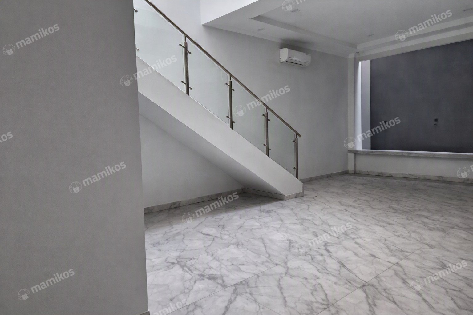 Rumah Sertifikat SHM 4 Kamar Tidur 4 Kamar Mandi Kelapa Gading Jakarta Utara - Photo 4