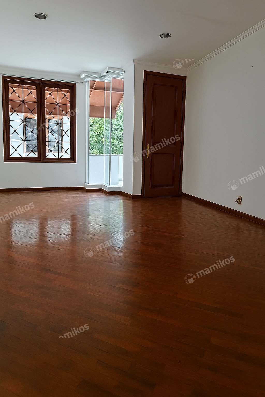 Rumah Sertifikat SHM 6 Kamar Tidur 6 Kamar Mandi Kelapa Gading Jakarta Utara - Photo 3