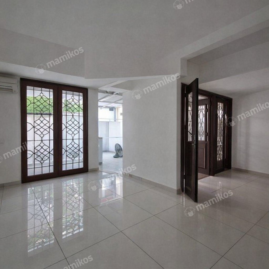 Rumah Sertifikat SHM 6 Kamar Tidur 6 Kamar Mandi Kelapa Gading Jakarta Utara - Photo 4