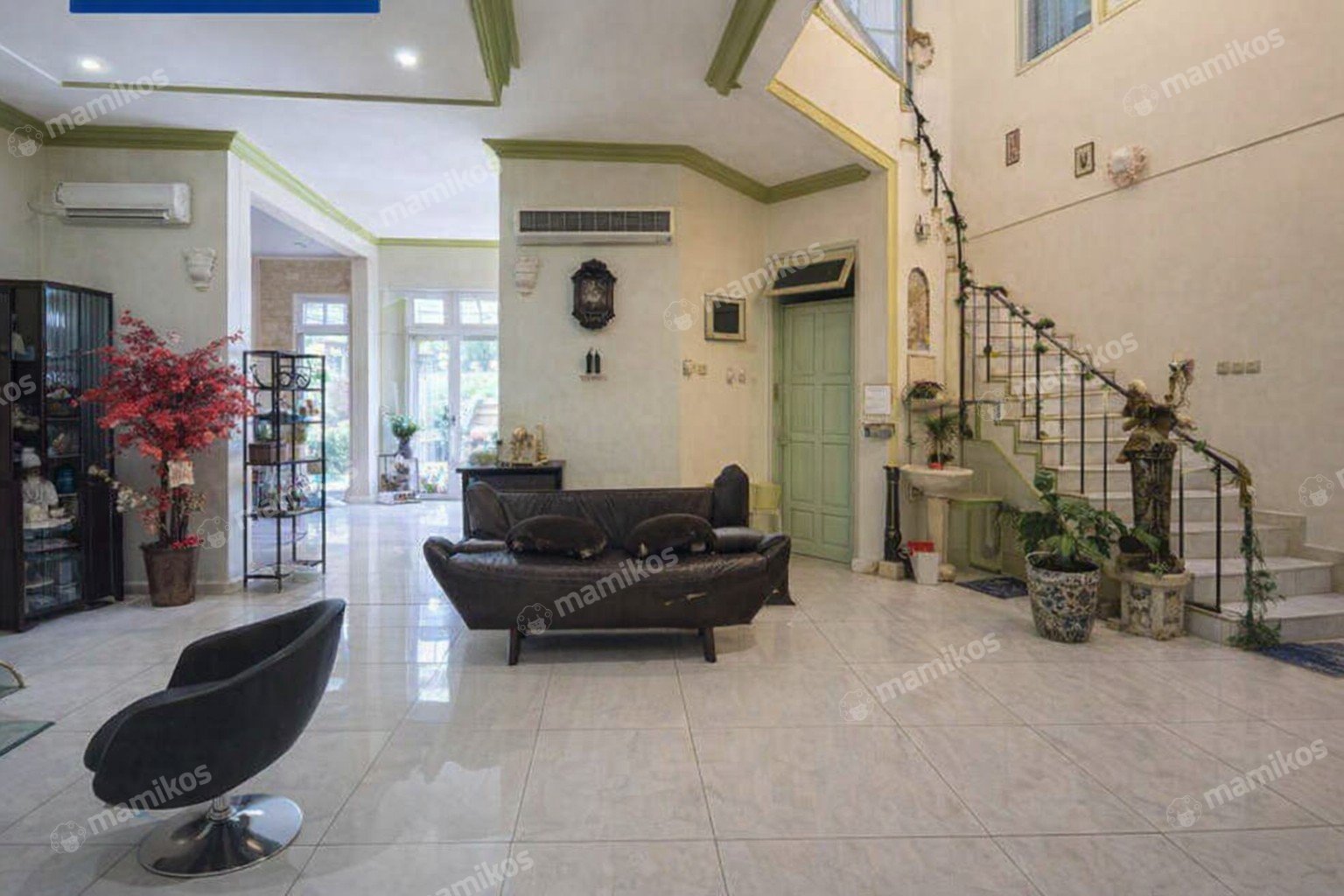Rumah Sertifikat SHM 5 Kamar Tidur 4 Kamar Mandi Puri Indah Jakarta Barat
