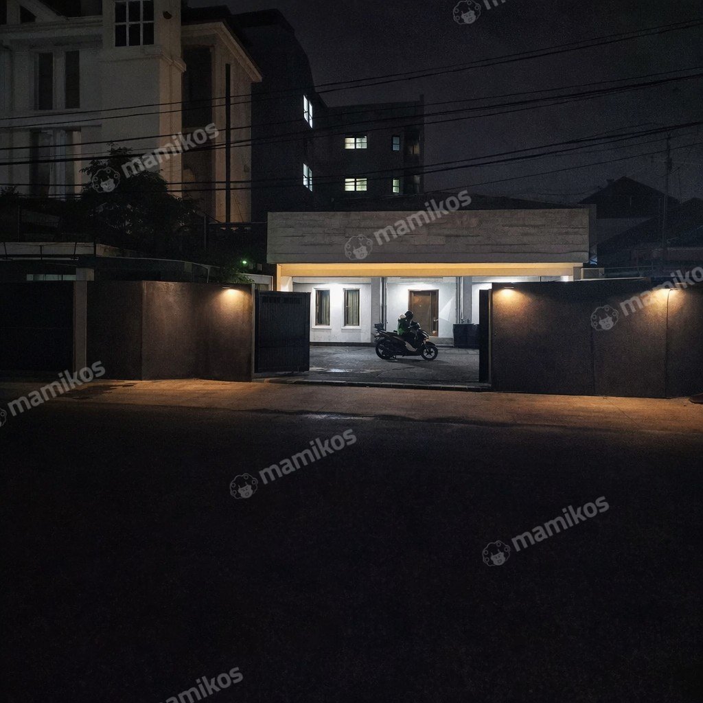 Rumah Sertifikat SHM 17 Kamar Tidur 5 Kamar Mandi Mampang Prapatan Jakarta Selatan - Photo 2