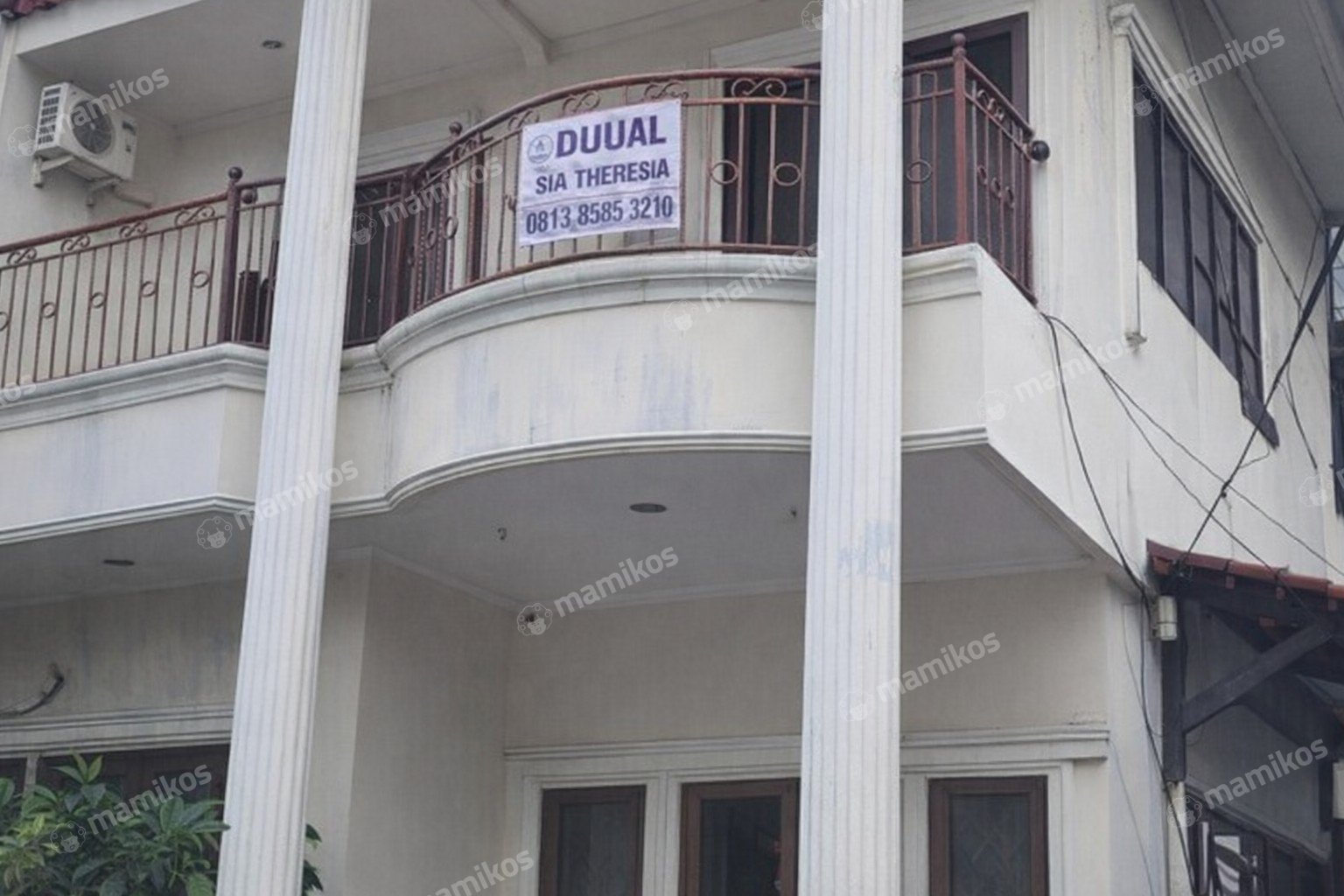 Rumah Sertifikat SHM 3 Kamar Tidur 3 Kamar Mandi Kav DKI Jakarta Barat