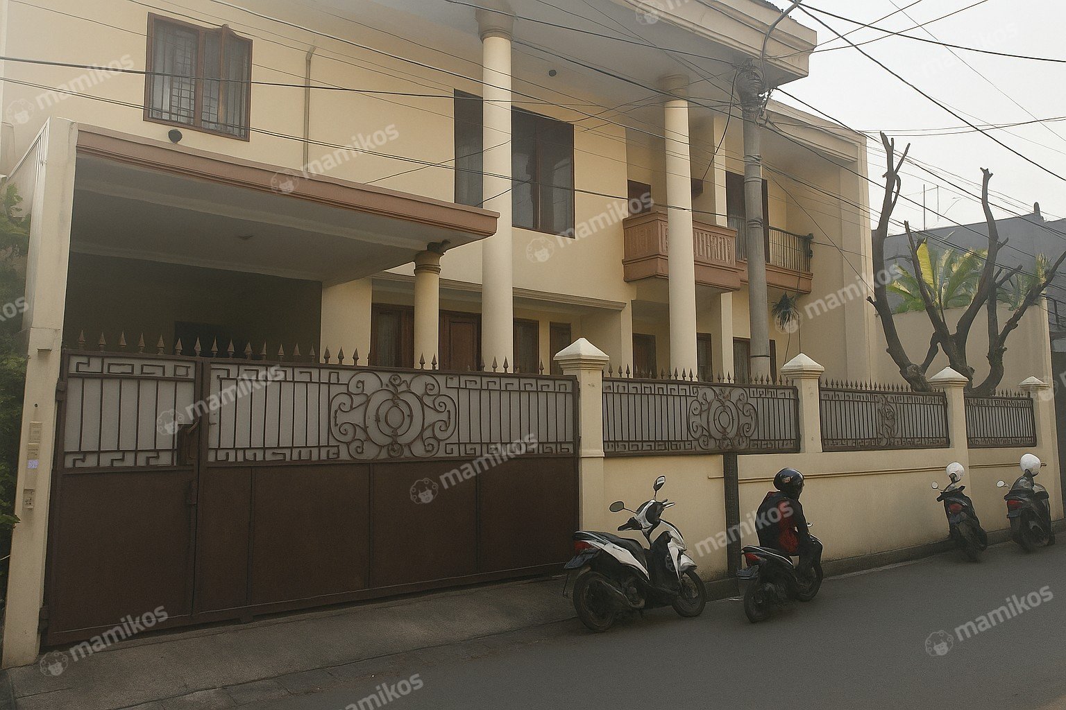 Rumah Sertifikat SHM 5 Kamar Tidur 5 Kamar Mandi Mampang Jakarta Selatan