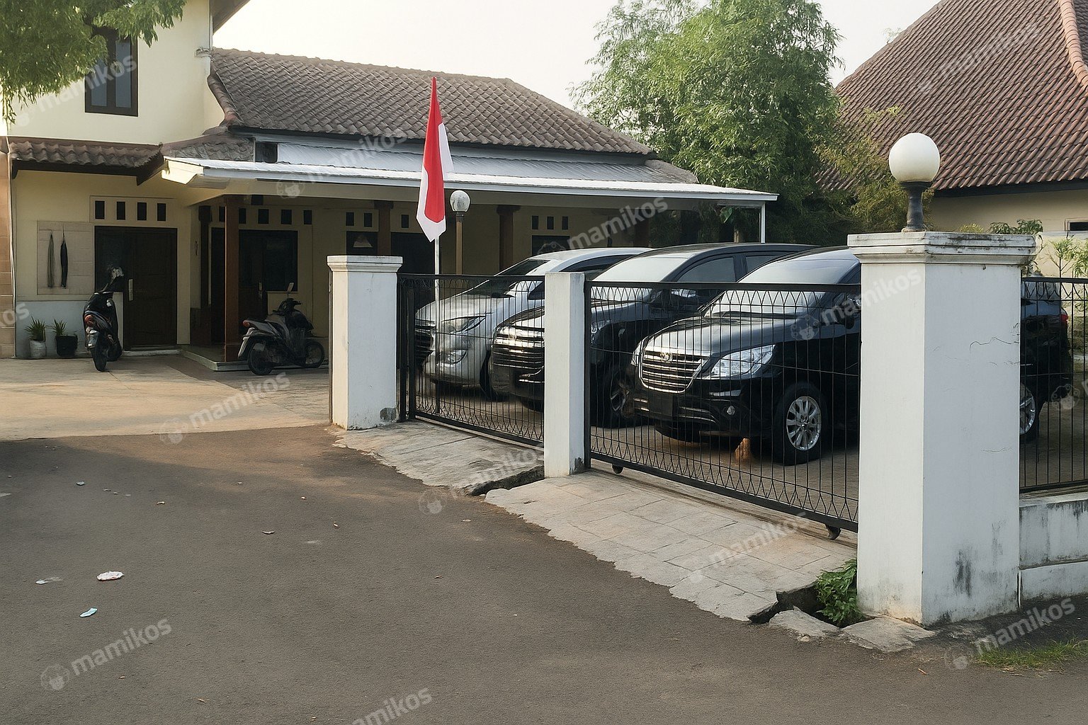 Rumah 8 Kamar Tidur 8 Kamar Mandi 2 Lantai Koja Jakarta Utara