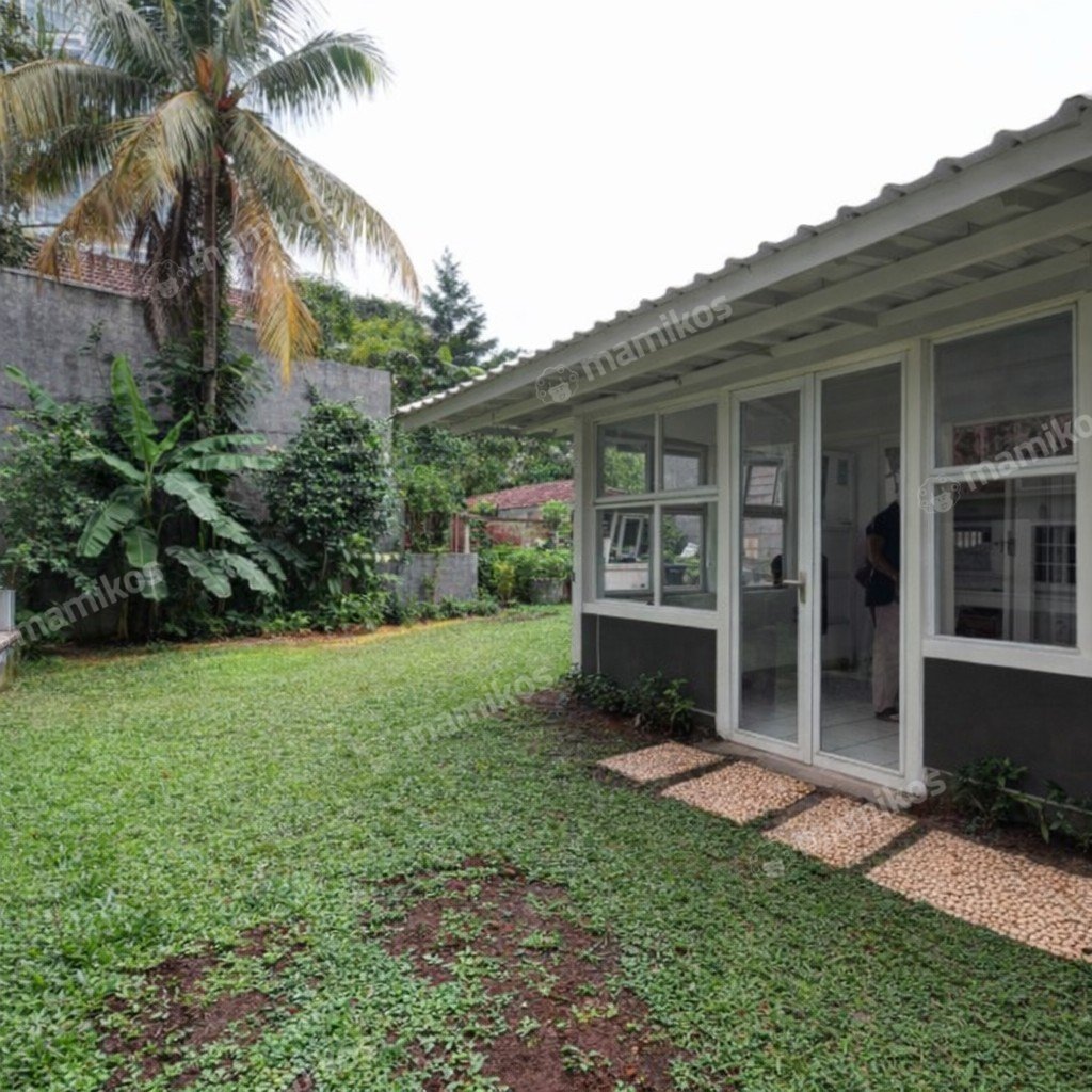 Rumah Sertifikat SHM 4 Kamar Tidur 3 Kamar Mandi Kebayoran Baru Jakarta Selatan - Photo 2