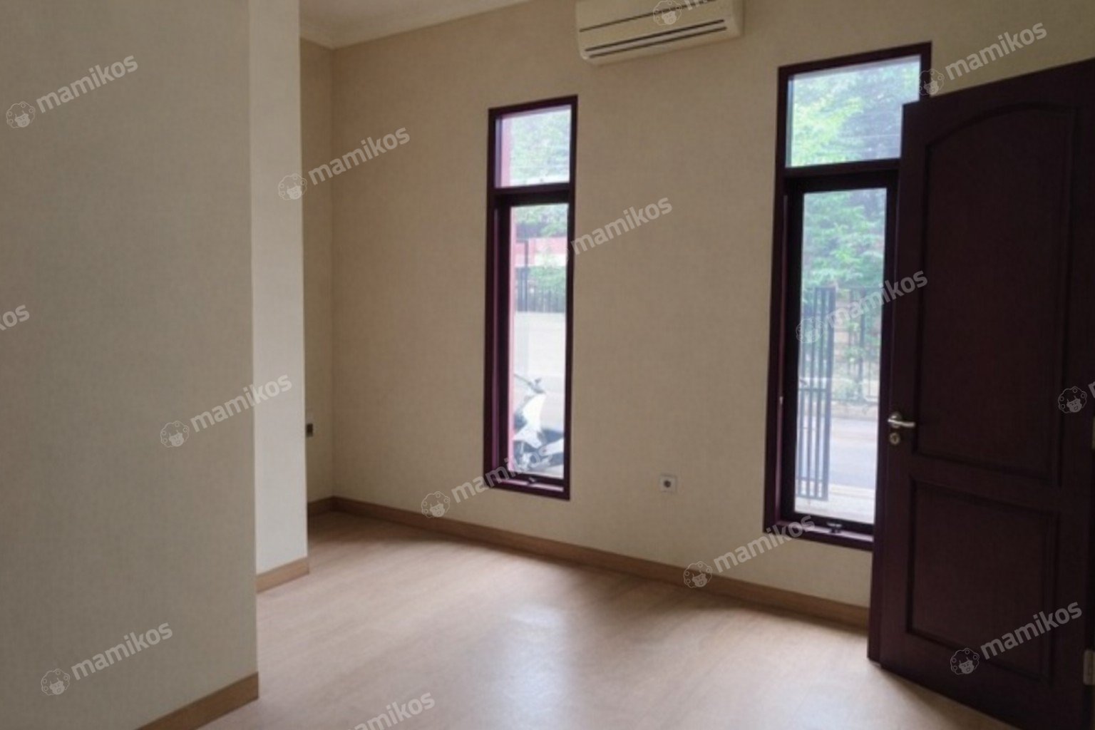 Rumah 3KT 2KM Puri Indah Jakarta Barat