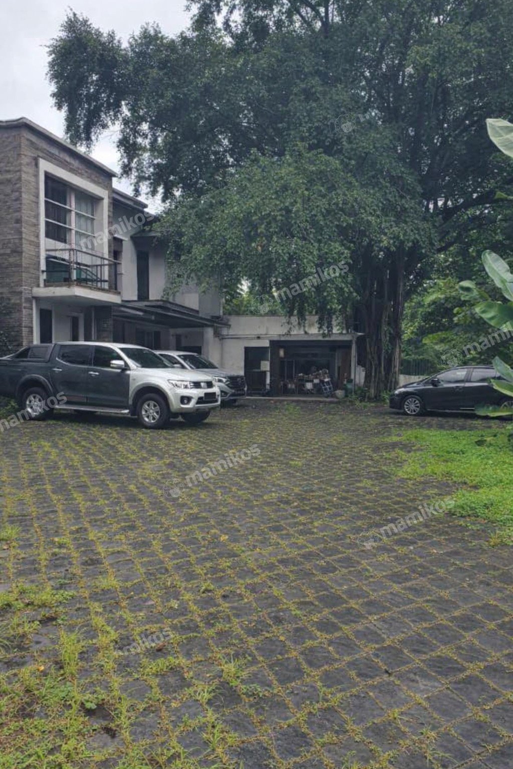 Rumah Sertifikat SHM 16 Kamar Tidur 9 Kamar Mandi Kemang Jakarta Selatan - Photo 2