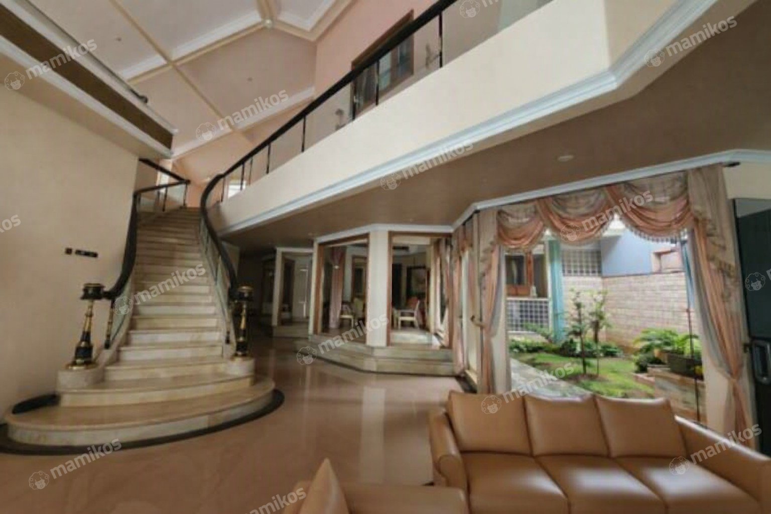 Rumah Sertifikat HGB 6 Kamar Tidur 7 Kamar Mandi Kelapa Gading Jakarta Utara - Photo 4