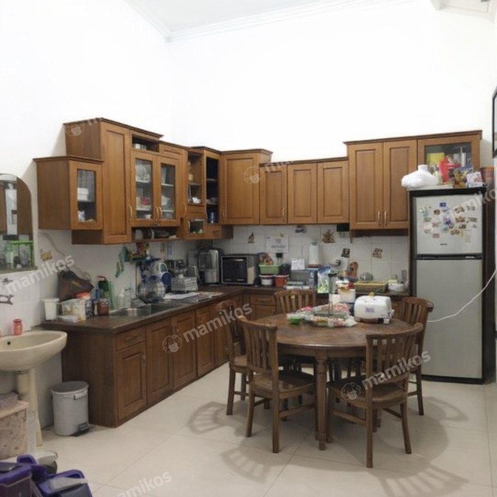 Rumah Sertifikat SHM 4 Kamar Tidur 3 Kamar Mandi Taman Palem Jakarta Barat - Photo 4