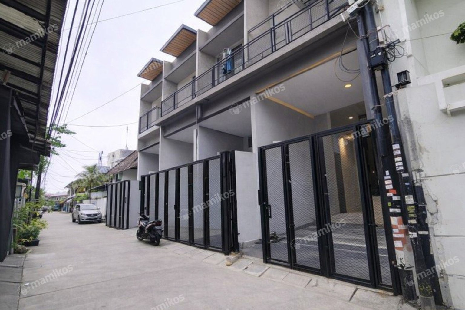 Rumah Sertifikat SHM 4 Kamar Tidur 2 Kamar Mandi Duri Kepa Jakarta Barat