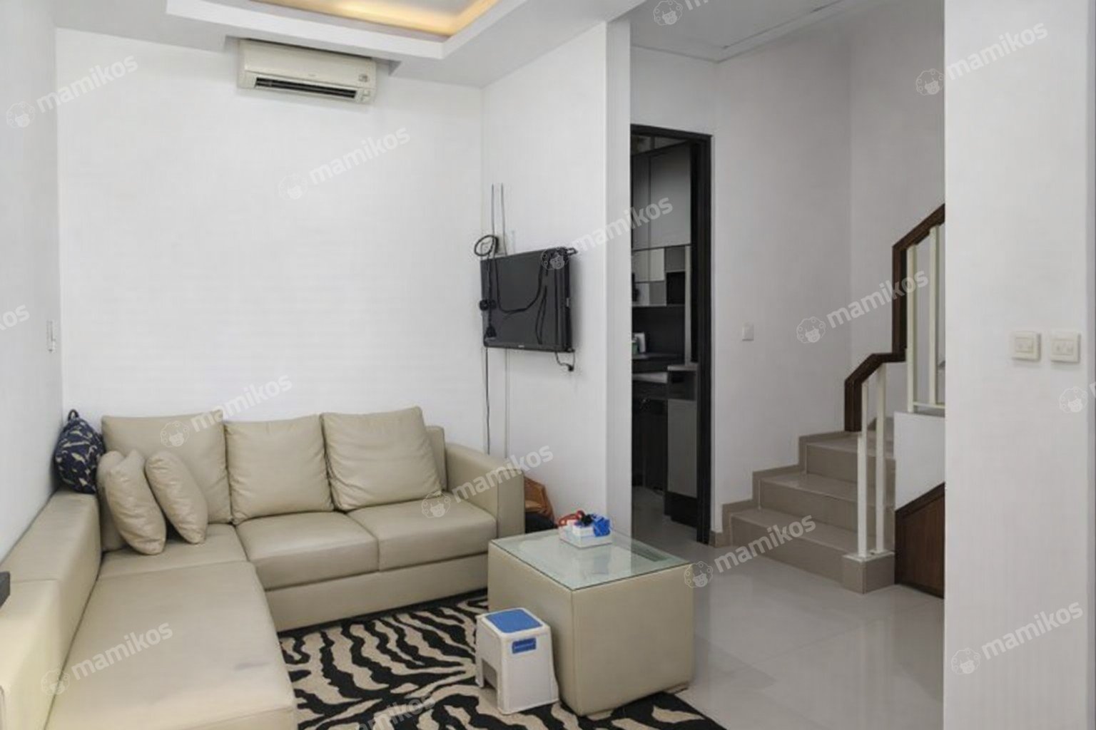 Rumah Sertifikat SHM 2 Kamar Tidur 2 Kamar Mandi Metland Puri Jakarta Barat