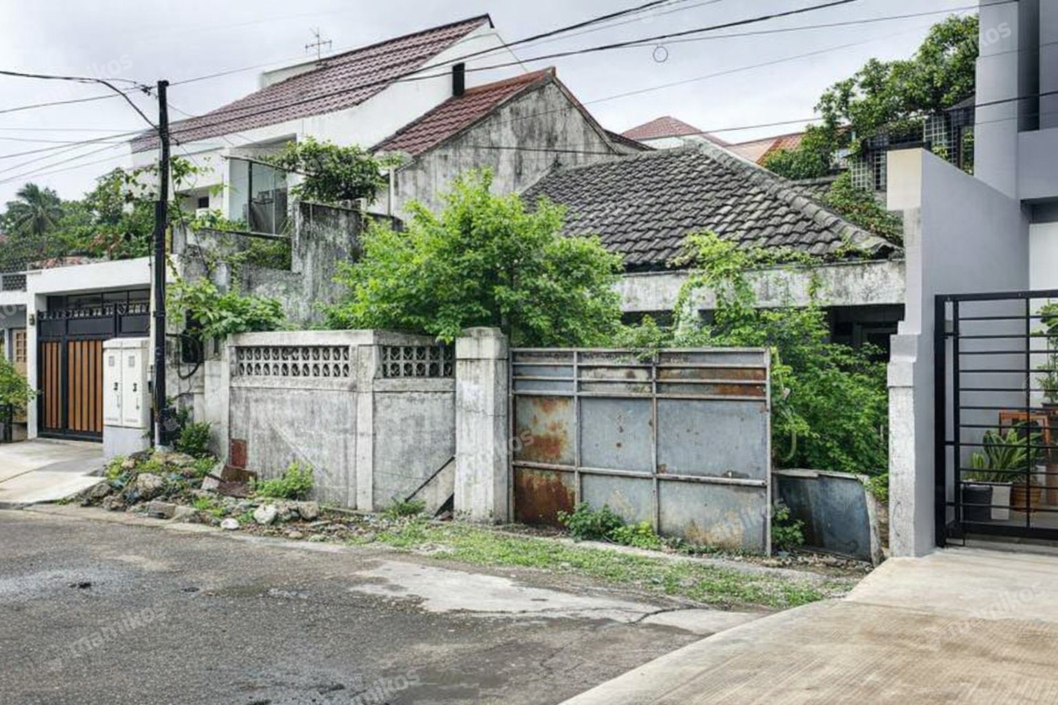 Rumah Sertifikat SHM 1 Kamar Tidur 1 Kamar Mandi Green garden Jakarta Barat